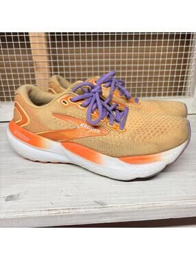 Brooks Women's Running Shoes Size 9 Orange with Purple Laces